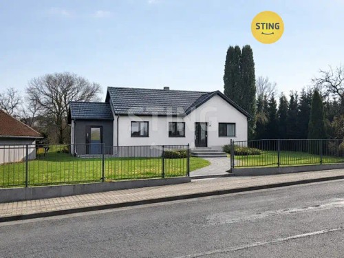 Prodej domu 370 m², pozemek 1595 m²