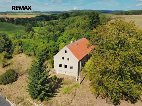 Prodej stavebního pozemku 2000 m²