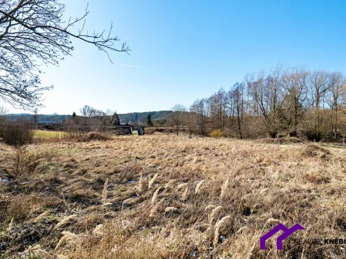 Prodej stavebního pozemku 2278 m²