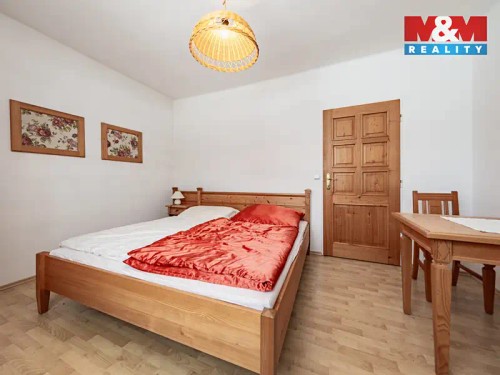 Prodej domu 300 m², pozemek 1340 m²