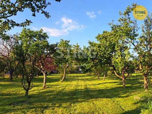 Prodej stavebního pozemku 1185 m²