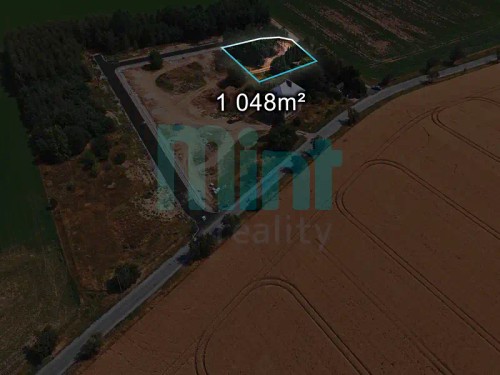 Prodej stavebního pozemku 1048 m²