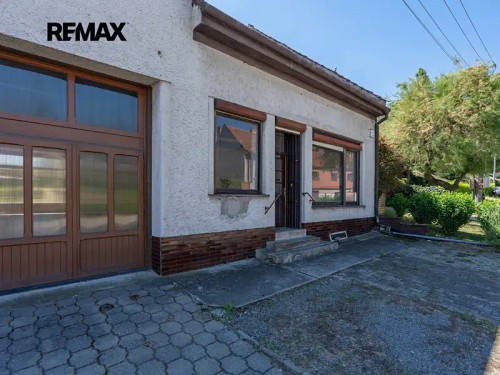 Prodej domu 275 m², pozemek 1170 m²