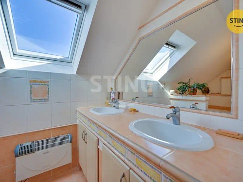 Prodej domu 250 m², pozemek 933 m²