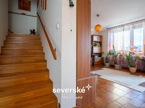 Prodej domu 300 m², pozemek 286 m²