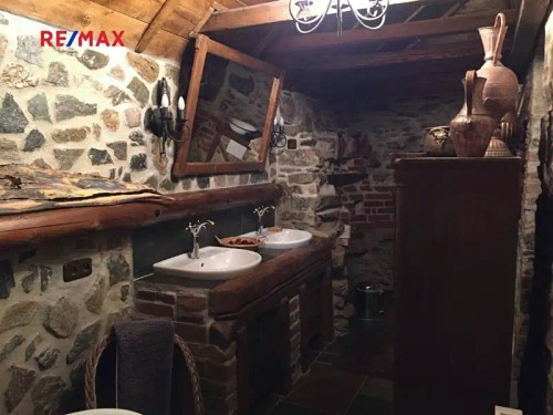 Prodej domu 300 m², pozemek 4419 m²