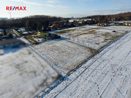 Prodej stavebního pozemku 1689 m²