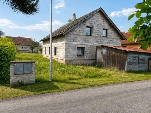Prodej stavebního pozemku 1147 m²