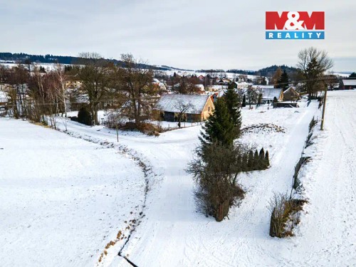 Prodej stavebního pozemku 1716 m²