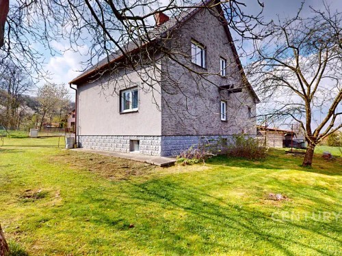 Prodaný dům 120 m², pozemek 2893 m²