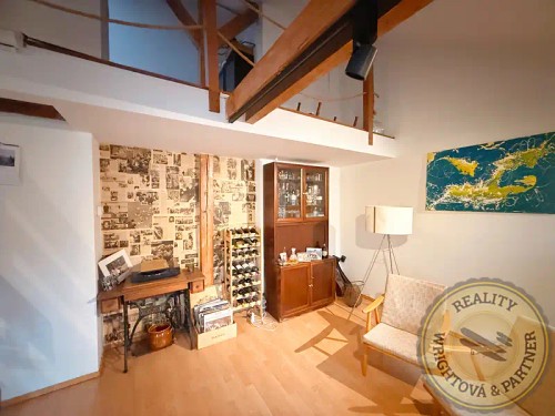 Prodej atypického bytu 178 m²