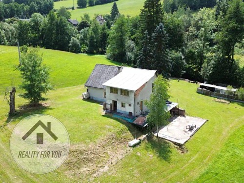 Prodej domu 220 m², pozemek 3984 m²