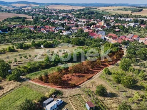 Prodej stavebního pozemku 2143 m²