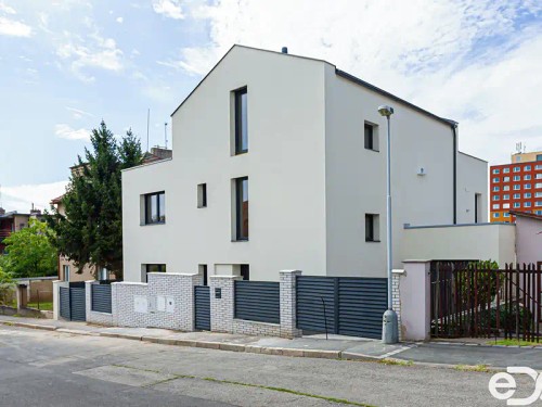Prodej vily 375 m², pozemek 485 m²