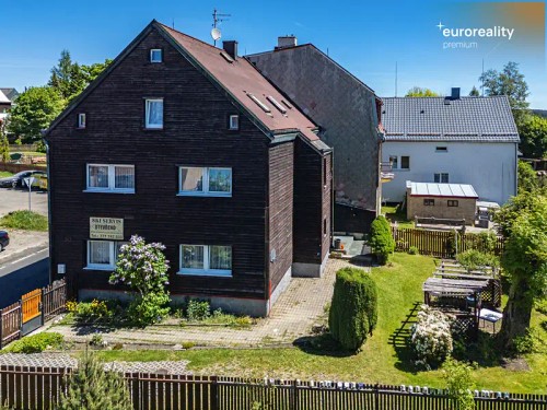 Prodej domu 250 m², pozemek 382 m²