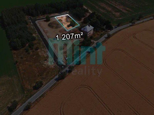 Prodej stavebního pozemku 1207 m²