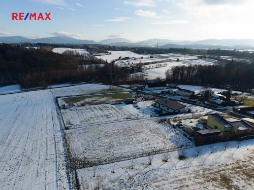 Prodej stavebního pozemku 1517 m²