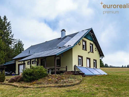 Prodej chalupy 178 m², pozemek 25612 m²