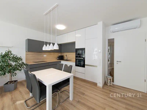 Prodej bytu 2+kk 83 m²