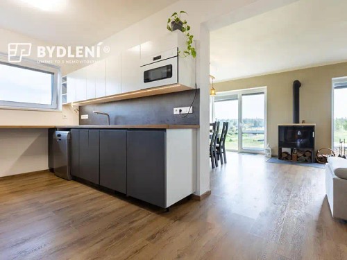 Prodej domu 226 m², pozemek 1580 m²