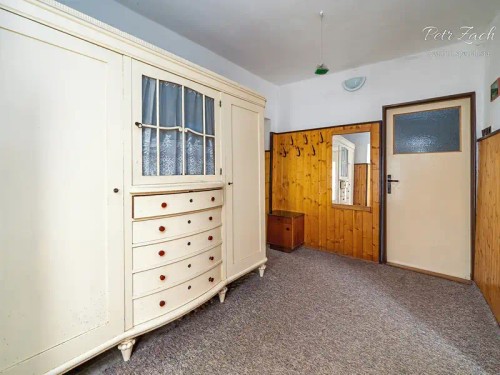 Prodej domu 290 m², pozemek 1802 m²