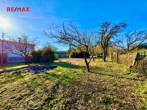 Prodej stavebního pozemku 947 m²