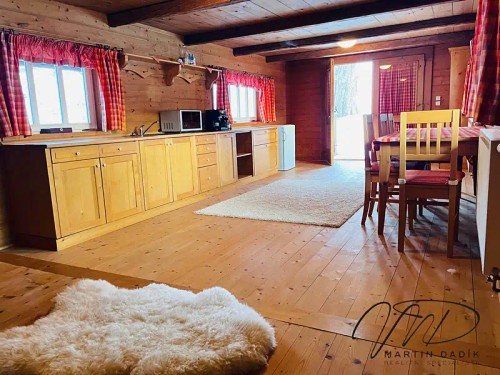 Prodej chalupy 320 m², pozemek 41078 m²