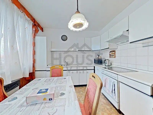 Prodej bytu 4+1 92 m²