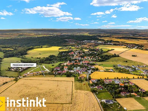 Prodej stavebního pozemku 1975 m²