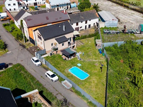 Prodej domu 195 m², pozemek 699 m²