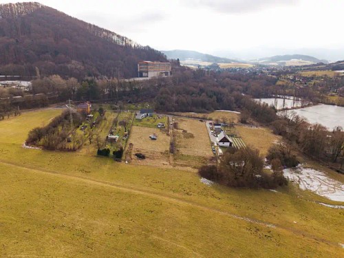 Prodej stavebního pozemku 6930 m²