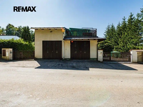 Prodej domu 290 m², pozemek 1221 m²