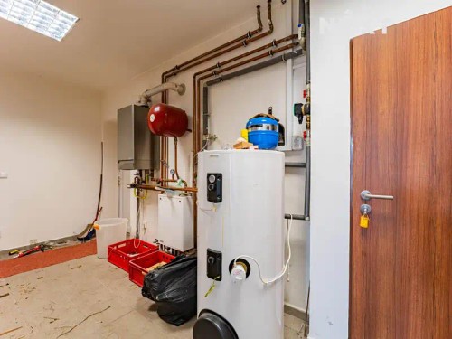 Prodej domu 650 m², pozemek 1250 m²