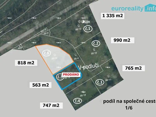 Prodej stavebního pozemku 818 m²