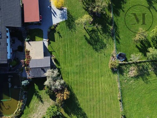 Prodej stavebního pozemku 1000 m²