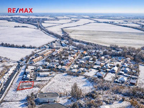 Prodej stavebního pozemku 697 m²