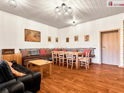 Prodej vily 570 m², pozemek 1109 m²