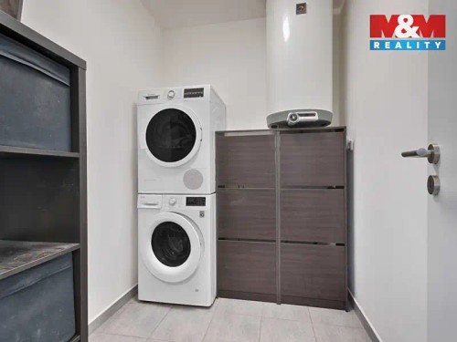 Prodej domu 85 m², pozemek 999 m²