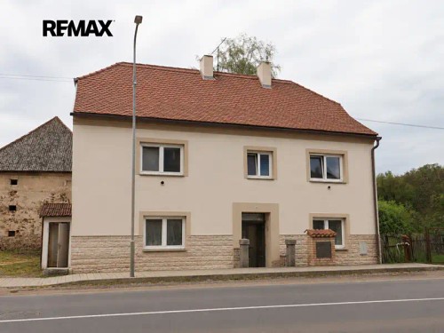 Prodej domu 550 m², pozemek 786 m²