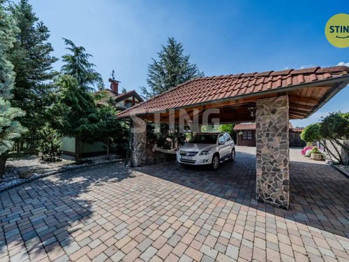 Prodej domu 239 m², pozemek 661 m²