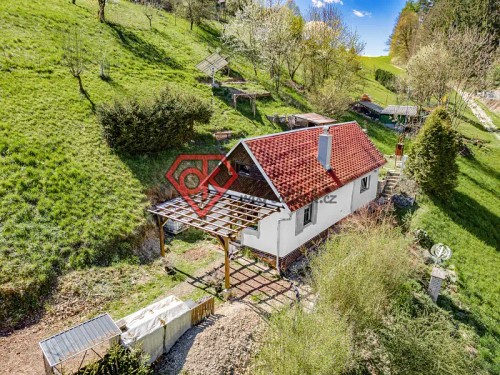 Prodej chaty 50 m², pozemek 3191 m²