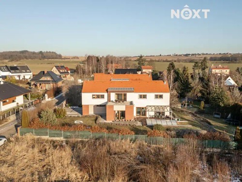 Prodej domu 304 m², pozemek 1352 m²