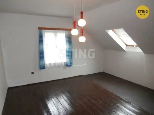 Prodej domu 200 m², pozemek 1747 m²