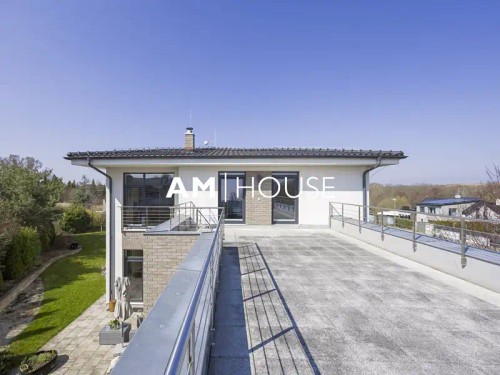 Prodej domu 330 m², pozemek 1277 m²