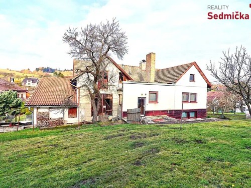 Prodej domu 318 m², pozemek 1300 m²