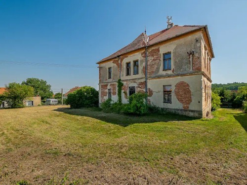 Prodej vily 500 m², pozemek 403 m²