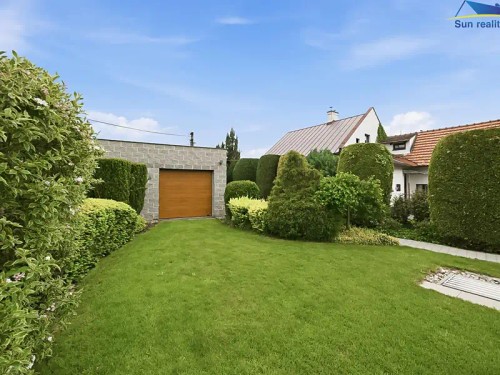 Prodej domu 250 m², pozemek 1300 m²