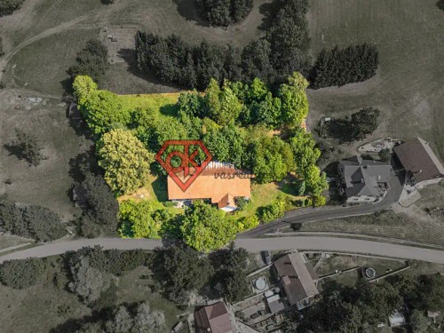 Prodej domu 216 m², pozemek 4048 m²
