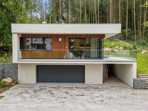 Prodej vily 265 m², pozemek 1811 m²