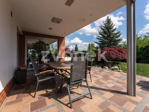 Prodej vily 479 m², pozemek 1503 m²